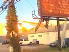 Número de mortos sobe para pelo menos 12 em acidente de avião em Louisville Número de mortos sobe para pelo menos 12 em acidente de avião em Louisville