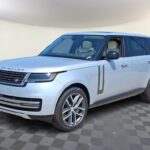 O 2025 Range Rover SE 7 lugares LWB SUV de luxo em tamanho real