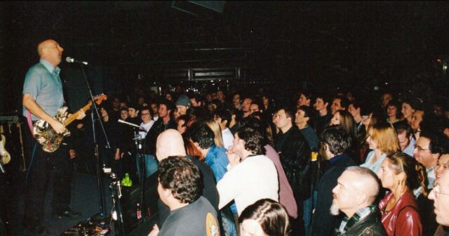 O 30º show de reunião da Spaceland remonta ao apogeu da cena musical de Silver Lake nos anos 90
