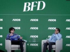 O CEO da Polymarket, Coplan, considera as apostas esportivas uma “fraude” Shane Coplan e Dan Primack conversando. O CEO da Polymarket, Shane Coplan, classificou as apostas esportivas tradicionais como uma “farsa” em um recente evento de mídia