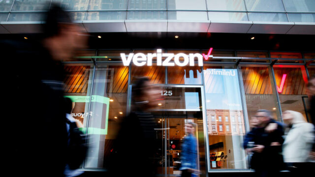 O CEO da Verizon soa alarmado sobre por que os clientes estão saindo em massa
