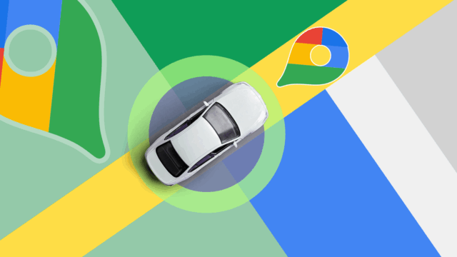 O Google Maps ganha avanços com orientação de pista ao Tela do painel do carro mostrando a interface do Android Auto com vários ícones de aplicativos e um mapa de navegação, sobreposto por um grande logotipo do Android Auto.