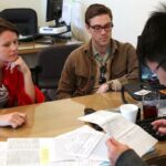 O IRS divulgou discretamente novas faixas de impostos para 2026. Alguns americanos economizarão milhares, enquanto outros não terão tanta sorte