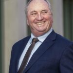 O MP Maverick Barnaby Joyce deixa o Nats com 'coração pesado' para sentar no banco cruzado