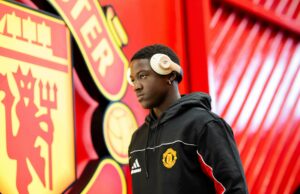 O Man Utd tem outro Kobbie Mainoo na academia, ele mostrou grande qualidade na vitória por 7 a 0 Jay McEvoy com o terceiro uniforme branco do Manchester United.