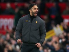 O Manchester United está melhorando? Como sua forma e posição na liga se comparam à temporada passada Ruben Amorim fica consternado durante Manchester City x Manchester United