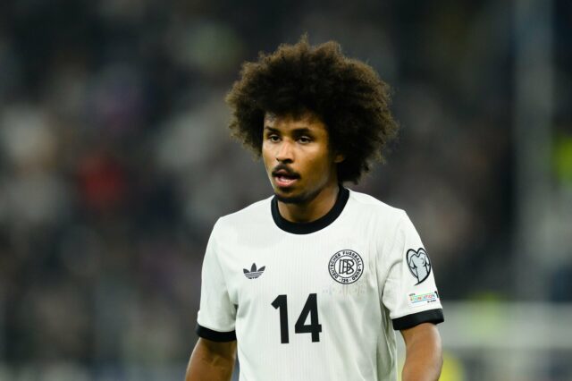 O Manchester United ofereceu a chance de contratar a melhor ícone de correio