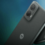 Foto do Moto G 5G contra fundo branco