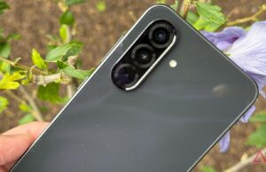 O Samsung Galaxy A36 não fazia sentido por US$ 400, mas não tenho reclamações por US$ 50 Display do Samsung Galaxy A36 mostrando a tela inicial