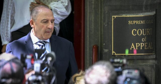 O alívio do chefão das gangues ao evitar mais prisão Tony Mokbel deixa hoje o Tribunal de Apelações de Victoria.