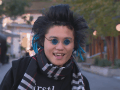 O australiano que agarrou a atriz Ariana Grande prometeu em junho desistir de suas travessuras O australiano acusado de emboscar Ariana Grande esta semana afirmou em junho que planejava desistir de suas travessuras para sempre.