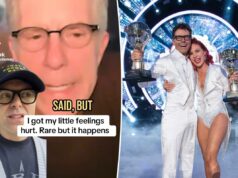 O campeão de ‘DWTS’ Bobby Bones revela que devolveu o troféu Mirrorball por causa do insulto ‘doloroso’ do ex-apresentador Tom Bergeron O campeão de 'DWTS' Bobby Bones revela que devolveu o troféu Mirrorball por causa do insulto 'doloroso' do ex-apresentador Tom Bergeron