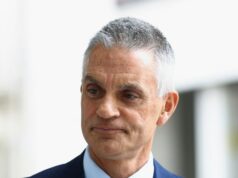 O chefe da BBC, Tim Davie, renuncia após críticas sobre a edição do discurso de Trump O chefe da BBC, Tim Davie, renuncia após críticas sobre a edição do discurso de Trump