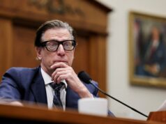 O chefe interino da FEMA, David Richardson, deixa o cargo após um mandato conturbado O chefe interino da FEMA, David Richardson, deixa o cargo após um mandato conturbado