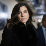 A deputada Nancy Mace, RS.C., fala em um comício de campanha do ex-presidente Donald Trump na quarta-feira, 14 de fevereiro de 2024, em North Charleston, SC (AP Photo/Meg Kinnard)