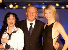 O designer pessoal da princesa Diana, Paul Costelloe, morre aos 80 anos depois de liderar a equipe de design de sua grife até sua morte O ex-designer pessoal da princesa Diana, Paul Costelloe (foto com Marie Helvin e Jodie Kidd), morreu aos 80 anos, confirmou sua gravadora