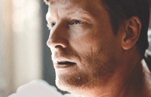 O diretor de ‘Procurado’, Timur Bekmambetov, explica seu plano de US$ 5 milhões para gerar atores do método de IA: ‘A IA veio para ficar. Temos que treiná-lo com responsabilidade’ O diretor de 'Procurado', Timur Bekmambetov, explica seu plano de US$ 5 milhões para gerar atores do método de IA: 'A IA veio para ficar. Temos que treiná-lo com responsabilidade'