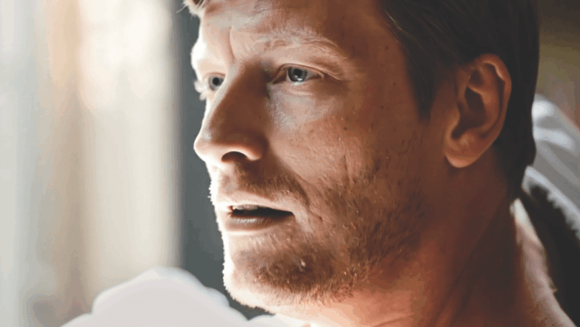 O diretor de 'Procurado', Timur Bekmambetov, explica seu plano de US$ 5 milhões para gerar atores do método de IA: 'A IA veio para ficar. Temos que treiná-lo com responsabilidade'
