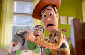 O diretor de ‘Toy Story 5’ defende a realização de um quinto filme: ‘nos permite abraçar o tempo’ e o ‘problema existencial’ de que ‘ninguém mais brinca com brinquedos’ O diretor de 'Toy Story 5' defende a realização de um quinto filme: 'nos permite abraçar o tempo' e o 'problema existencial' de que 'ninguém mais brinca com brinquedos'