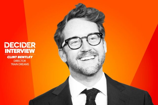 O diretor de 'Train Dreams', Clint Bentley, analisa a sequência angustiante do incêndio: “Filmamos em uma área que foi devastada pelo incêndio”
