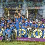 O governo de Maharashtra anuncia prêmio em dinheiro para Smriti, Jemimah, Radha e o técnico Muzumdar após a vitória na Copa do Mundo