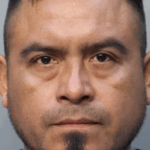 Saul Garcia-Gonzalez, 40, enfrenta uma acusação de homicídio de segundo grau em conexão com a morte de sua namorada Nerida Martel, de 37 anos (Departamento de Correções e Reabilitação de Miami Dade)