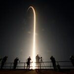 O impulsionador Starship da SpaceX parece explodir em teste de solo