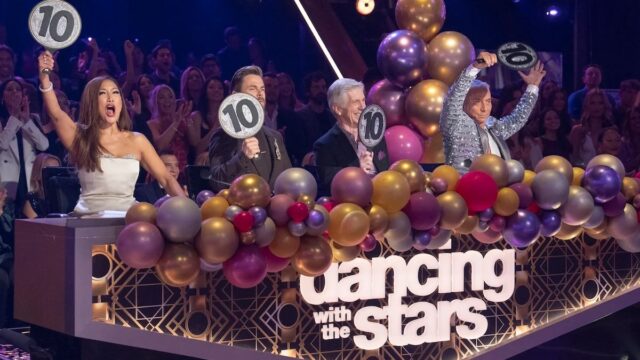 O impulso de 'Dancing With the Stars' se mantém forte O impulso de 'Dancing With the Stars' se mantém forte com 6,67 milhões de espectadores no 20º aniversário, apesar da disputa de transporte | Exclusivo