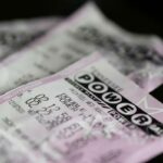 O sorteio do jackpot da Powerball de US$ 715 milhões foi realizado em 29 de novembro de 2025.