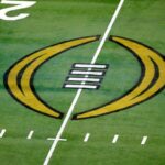 O jogo de abertura da primeira rodada do CFP começará às 8 ET