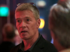 O legislador de Indiana que se opôs à pressão de redistritamento de Trump é vítima de um golpe Yahoo news home