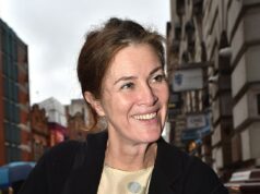 O médico infantil ‘anti-semita’ que saudou os terroristas do Hamas como ‘combatentes da resistência’ e afirmou que as fitas usadas em apoio aos reféns eram um sinal de ‘supremacia judaica’ está suspenso Dra. Ellen Kriesels, pediatra consultora de desenvolvimento do Whittington Hospital de Londres, chegando hoje a um tribunal médico em Manchester, onde o Conselho Médico Geral buscou sua suspensão devido a uma série de postagens 'racistas' e 'anti-semitas'