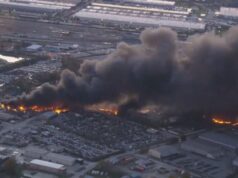 O motor esquerdo caiu do avião durante a decolagem, antes do acidente fatal em Louisville O motor esquerdo caiu do avião durante a decolagem, antes do acidente fatal em Louisville