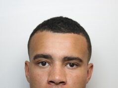 O notório influenciador HSTikkyTokky, 24, é poupado da prisão depois de bater um supercarro McLaren de £ 230.000 e fugir do país Na foto: Harrison Sullivan, 24, um influenciador do TikTok que era procurado por não comparecer ao tribunal em relação a vários delitos de trânsito em Virginia Water, Surrey, em março passado