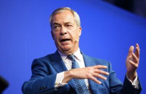 O plano de Farage de cancelar a licença de permanência por tempo indeterminado “destruiria a reputação do Reino Unido” e seria bloqueado no tribunal, dizem os advogados O líder reformista do Reino Unido, Nigel Farage, revelou os planos no início deste ano (PA Wire)