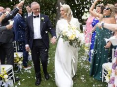 O primeiro-ministro Anthony Albanese se casa com Jodie Haydon em cerimônia privada no The Lodge O primeiro-ministro Anthony Albanese e Jodie Haydon depois de se casarem hoje em Canberra.