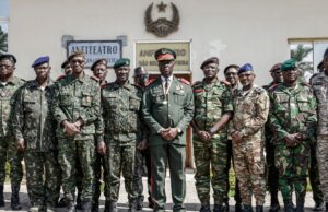 O que esteve por trás do golpe na Guiné-Bissau dias após as eleições? O que esteve por trás do golpe na Guiné-Bissau dias após as eleições?