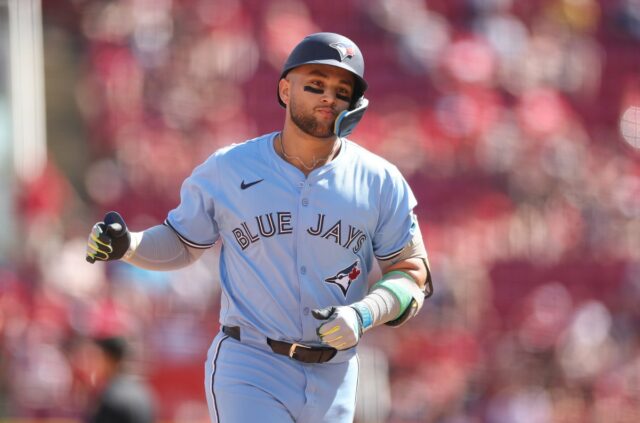 O que o acordo de cessação de Dylan do Blue O que o acordo de cessação de Dylan do Blue Jays revelou sobre Bo Bichette e Kyle Tucker