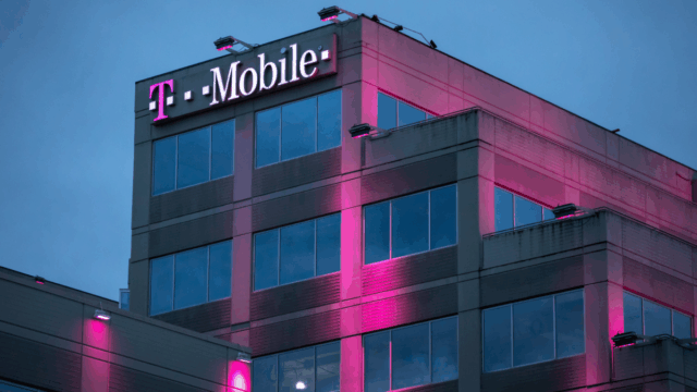 O recurso ‘Text to 911’ da T-Mobile agora é gratuito O recurso ‘Text to 911’ da T-Mobile agora é gratuito para todos