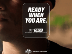 O registro de autoexclusão da Austrália melhora muito o bem-estar da maioria dos participantes, relata ACMA O registo de autoexclusão da Austrália melhora muito o bem-estar da maioria dos participantes, relata a ACMA. Uma imagem em close mostrando a metade inferior do rosto de uma pessoa anônima ao lado de um grande gráfico do BetStop que diz
