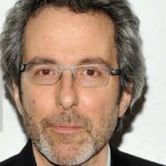 O showrunner da 'CIA' Warren Leight sai do spinoff do 'FBI', Mike Weiss em negociações para assumir o controle