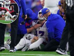 O susto da lesão de Josh Allen expõe um problema perigoso do Bills O quarterback do Buffalo Bills, Josh Allen, é atendido pela equipe médica após ser demitido por Will Anderson Jr.