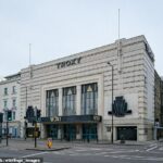 O teatro Troxy (foto) foi denunciado à Comissão de Igualdade e Direitos Humanos em meio a alegações do Conselho da Comunidade Judaica de que eventos relacionados aos judeus estão sendo rejeitados
