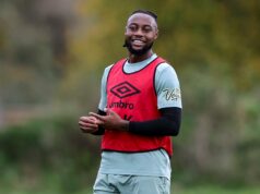 O técnico agora admite que vai tentar fazer com que Antoine Semenyo assine pelo Man Utd em janeiro ícone de correio