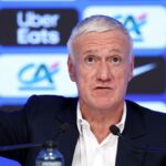 O técnico da França, Deschamps, prefere 'evitar jogar' no aniversário dos ataques em Paris