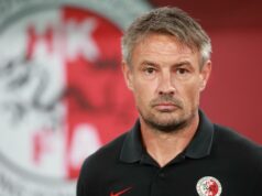 O técnico de Hong Kong, Westwood, sai depois que o time não consegue se classificar para a Copa da Ásia O técnico de Hong Kong, Westwood, sai depois que o time não consegue se classificar para a Copa da Ásia