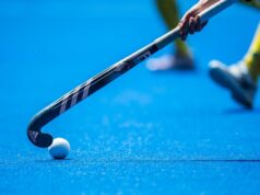 O técnico de hóquei masculino do Paquistão, Tahir Zaman, se recusa a viajar a Bangladesh para uma série de três partidas O técnico de hóquei masculino do Paquistão, Tahir Zaman, se recusa a viajar a Bangladesh para uma série de três partidas