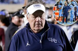 O time UNC de Bill Belichick não consegue alcançar a elegibilidade para o bowl após derrota brutal para Duke O técnico da Carolina do Norte, Bill Belichick, sai de campo após perder para Duke.