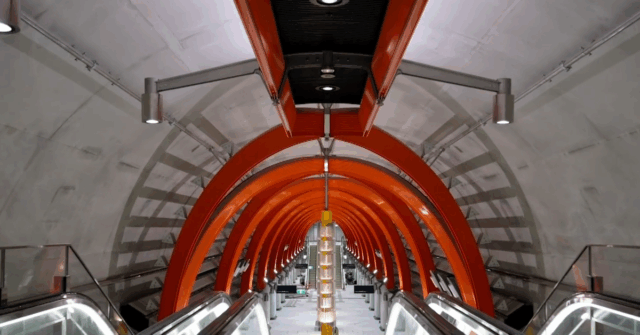 Grandes multidões são esperadas para a abertura da linha da extensão do túnel do metrô de Melbopurne.