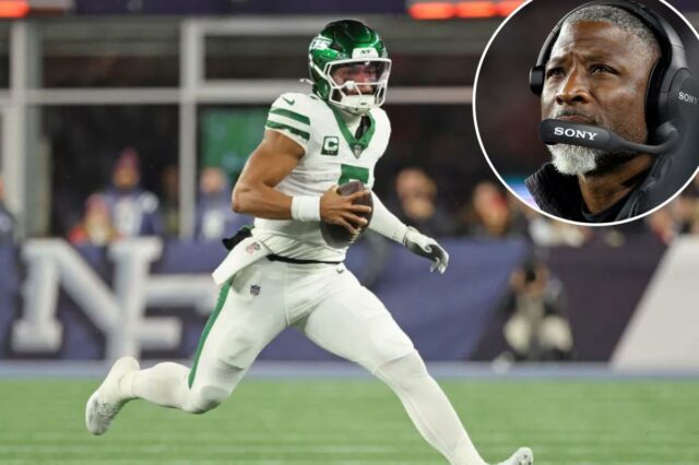 O último fracasso feio de Justin Fields pode finalmente fazer Justin Fields #7 do New York Jets corre a bola durante o primeiro quarto.